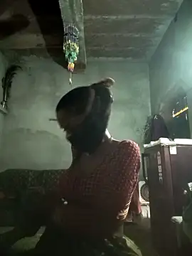 Snapshot of Cuty_kanchna chatting on October 2025 05:30:01 AM Cuty kanchna online show from October 2025 05:30:01 AM