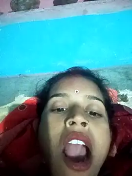 Snapshot of Cuty_kanchna chatting on November 2025 02:50:01 PM Cuty kanchna online show from November 2025 02:50:01 PM