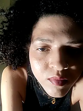 Larissinhamm online show from October 2025 05:50:01 AM