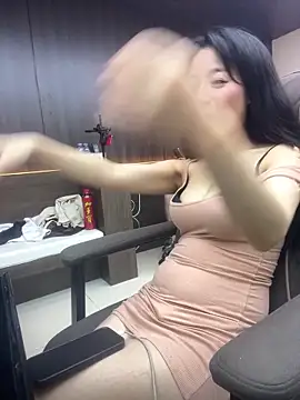 yourkeer online show from October 2025 11:54:01 AM