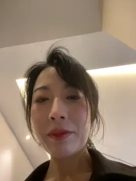 yourkeer online show from November 2025 03:56:02 AM