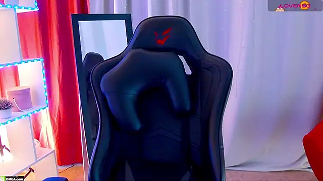 Kelly foox online show from November 2025 08:58:02 AM