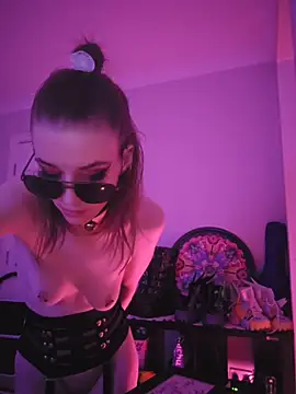 lonely Cosplay chick online show from November 2025 06:02:01 PM