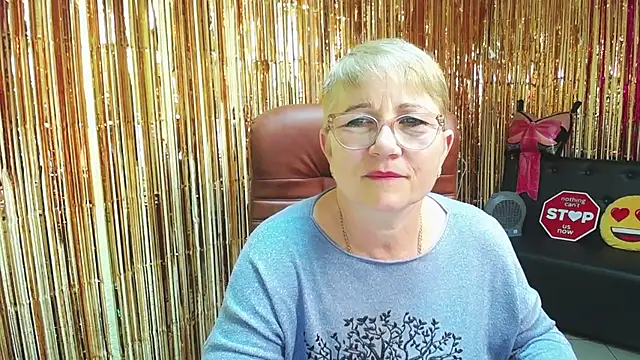 lunarossa  online show from October 2025 06:21:02 AM