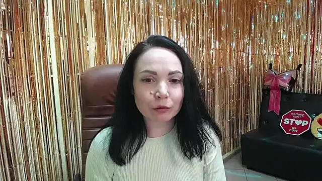 JosefinaWelpo online show from October 2025 03:20:01 PM