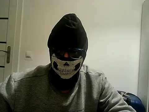 nofaceking20 online show from October 2025 03:30:01 PM
