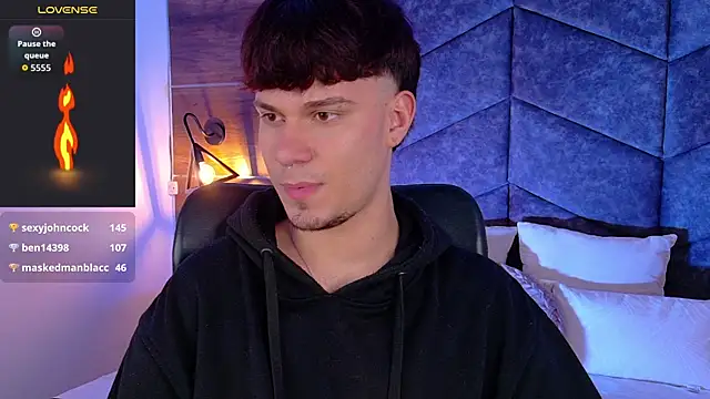 Snapshot of LiamThunder05_ chatting on October 2025 03:20:02 AM LiamThunder05 online show from October 2025 03:20:02 AM