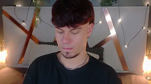 Snapshot of LiamThunder05_ chatting on December 2025 07:44:01 PM LiamThunder05 online show from December 2025 07:44:01 PM