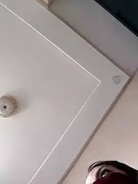 Snapshot of -Sonbola chatting on October 2025 03:54:01 PM -Sonbola online show from October 2025 03:54:01 PM