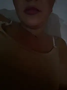 Daiana Andra online show from October 2025 07:03:02 PM