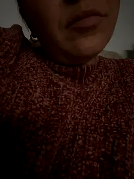 Daiana Andra online show from October 2025 10:17:02 PM