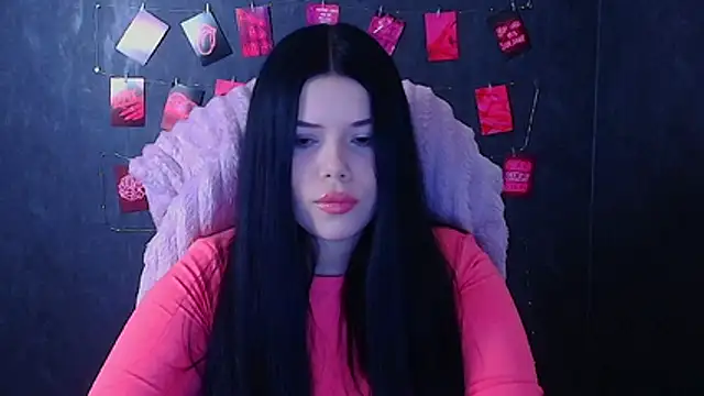 Snapshot of Mona_Esty chatting on November 2025 06:31:02 PM Mona Esty online show from November 2025 06:31:02 PM