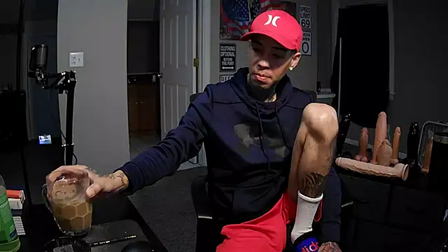 Snapshot of Michigan9000 chatting on October 2025 11:55:01 AM Michigan9000 online show from October 2025 11:55:01 AM