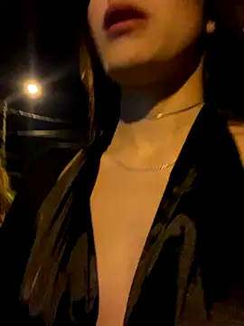 naho val online show from October 2025 03:05:02 AM