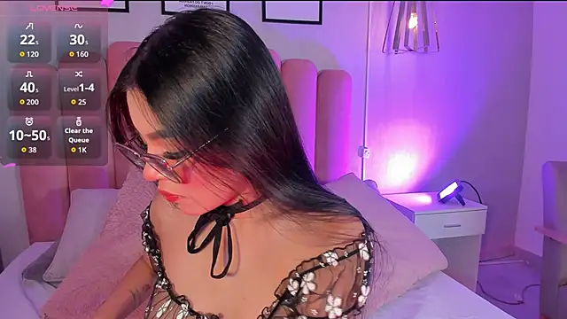 Snapshot of mara_swan_ chatting on November 2025 07:24:01 PM mara swan online show from November 2025 07:24:01 PM