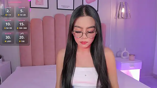 Snapshot of mara_swan_ chatting on November 2025 04:12:02 PM mara swan online show from November 2025 04:12:02 PM