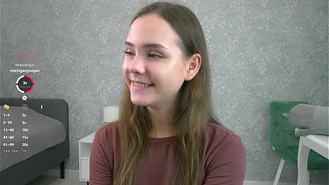 SweetSaraPie online show from October 2025 07:14:01 PM