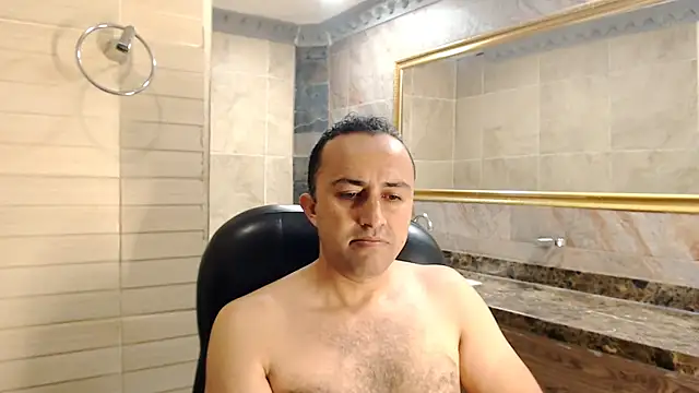 JossMiguej online show from October 2025 08:06:02 PM