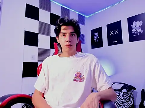 Snapshot of jeycobb chatting on October 2025 11:47:02 AM jeycobb online show from October 2025 11:47:02 AM