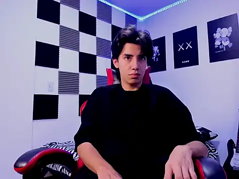 Snapshot of jeycobb chatting on October 2025 11:44:02 AM jeycobb online show from October 2025 11:44:02 AM