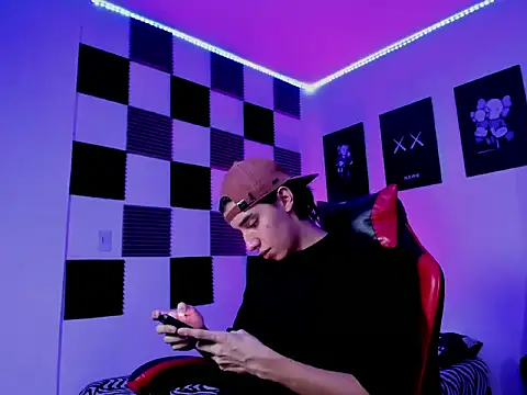 Snapshot of jeycobb chatting on November 2025 11:04:02 PM jeycobb online show from November 2025 11:04:02 PM