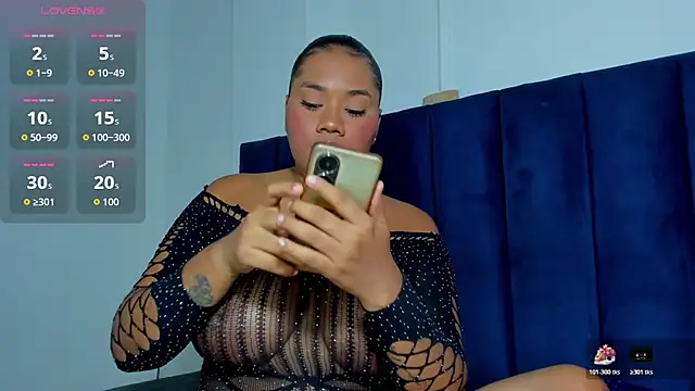 Snapshot of Ahilyn chatting on November 2025 07:34:01 PM Ahilyn online show from November 2025 07:34:01 PM