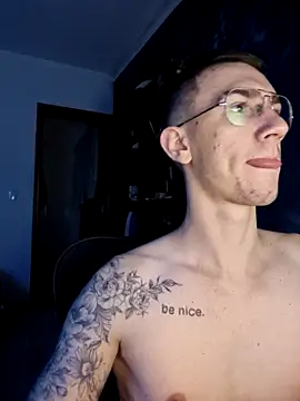 SweetGoodBoy22 online show from November 2025 12:53:01 AM