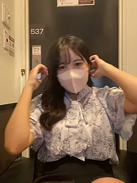 Snapshot of Aika_JP chatting on October 2025 07:38:01 AM Aika JP online show from October 2025 07:38:01 AM