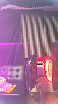 Snapshot of sloppypapi chatting on October 2025 01:48:02 AM sloppypapi online show from October 2025 01:48:02 AM