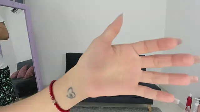 amazinghotgirl online show from November 2025 07:27:01 PM