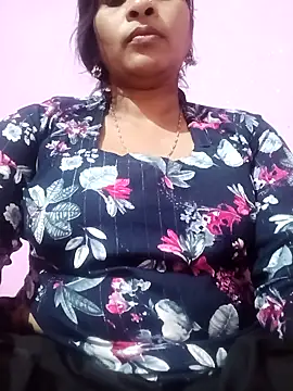 Snapshot of Priyanka_hot54 chatting on October 2025 06:11:01 AM Priyanka hot54 online show from October 2025 06:11:01 AM