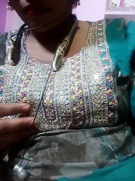 Snapshot of Priyanka_hot54 chatting on October 2025 07:47:01 PM Priyanka hot54 online show from October 2025 07:47:01 PM