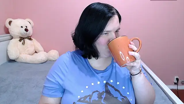  alexandra ray  online show from October 2025 11:46:02 AM