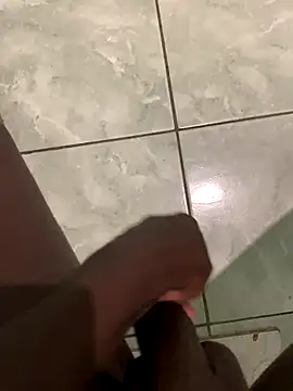 Snapshot of Dark_vains chatting on November 2025 09:36:01 PM Dark vains online show from November 2025 09:36:01 PM