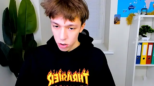 Snapshot of MarkBranston chatting on December 2025 10:41:02 AM MarkBranston online show from December 2025 10:41:02 AM