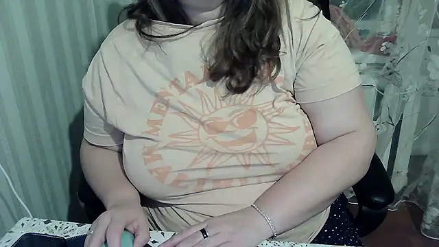 HarmonyKarera online show from October 2025 12:19:01 AM