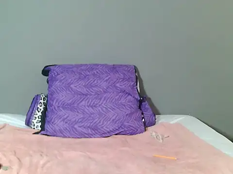 Snapshot of BoobsBae04 chatting on October 2025 05:46:02 PM BoobsBae04 online show from October 2025 05:46:02 PM