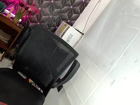 Hot chely online show from October 2025 10:39:02 PM