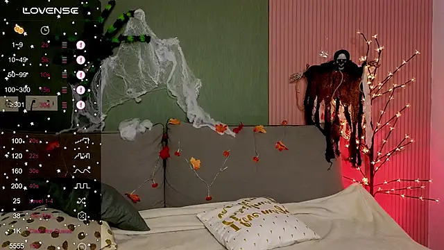 Snapshot of Klee_Love chatting on October 2025 04:13:01 AM Klee Love online show from October 2025 04:13:01 AM