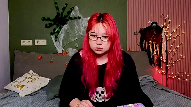 Snapshot of Klee_Love chatting on October 2025 04:15:02 AM Klee Love online show from October 2025 04:15:02 AM