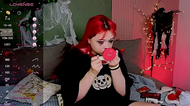 Snapshot of Klee_Love chatting on October 2025 04:35:02 AM Klee Love online show from October 2025 04:35:02 AM