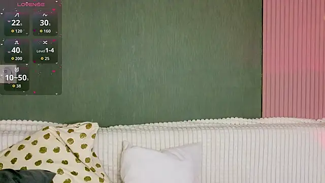 Snapshot of Klee_Love chatting on November 2025 05:24:01 AM Klee Love online show from November 2025 05:24:01 AM