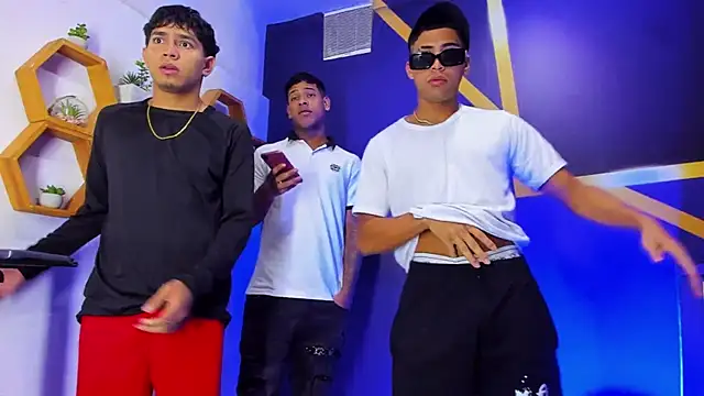 Snapshot of Play_boys_Hot2 chatting on October 2025 12:03:01 PM Play boys Hot2 online show from October 2025 12:03:01 PM