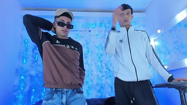 Snapshot of Play_boys_Hot2 chatting on November 2025 11:45:01 AM Play boys Hot2 online show from November 2025 11:45:01 AM