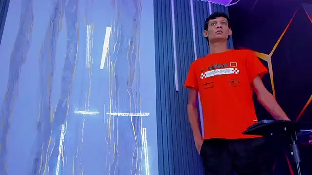 Snapshot of Play_boys_Hot2 chatting on November 2025 12:28:01 PM Play boys Hot2 online show from November 2025 12:28:01 PM