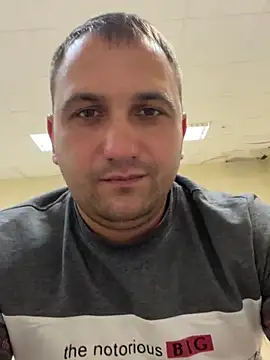 Snapshot of Mahrovmaxim chatting on October 2025 06:07:02 PM Mahrovmaxim online show from October 2025 06:07:02 PM