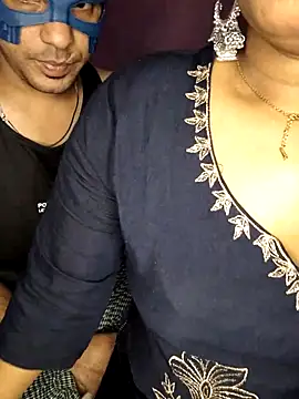 Snapshot of Dark_Chocoxxx chatting on November 2025 04:40:01 PM Dark Chocoxxx online show from November 2025 04:40:01 PM