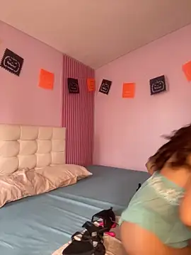 CharlotteMilf  online show from November 2025 01:10:01 PM