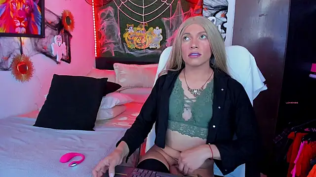 Snapshot of jess69jones chatting on October 2025 05:01:01 PM jess69jones online show from October 2025 05:01:01 PM