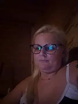 Snapshot of NieMaJazdyBezGwiazdy7883 chatting on November 2025 07:38:01 PM NieMaJazdyBezGwiazdy7883 online show from November 2025 07:38:01 PM